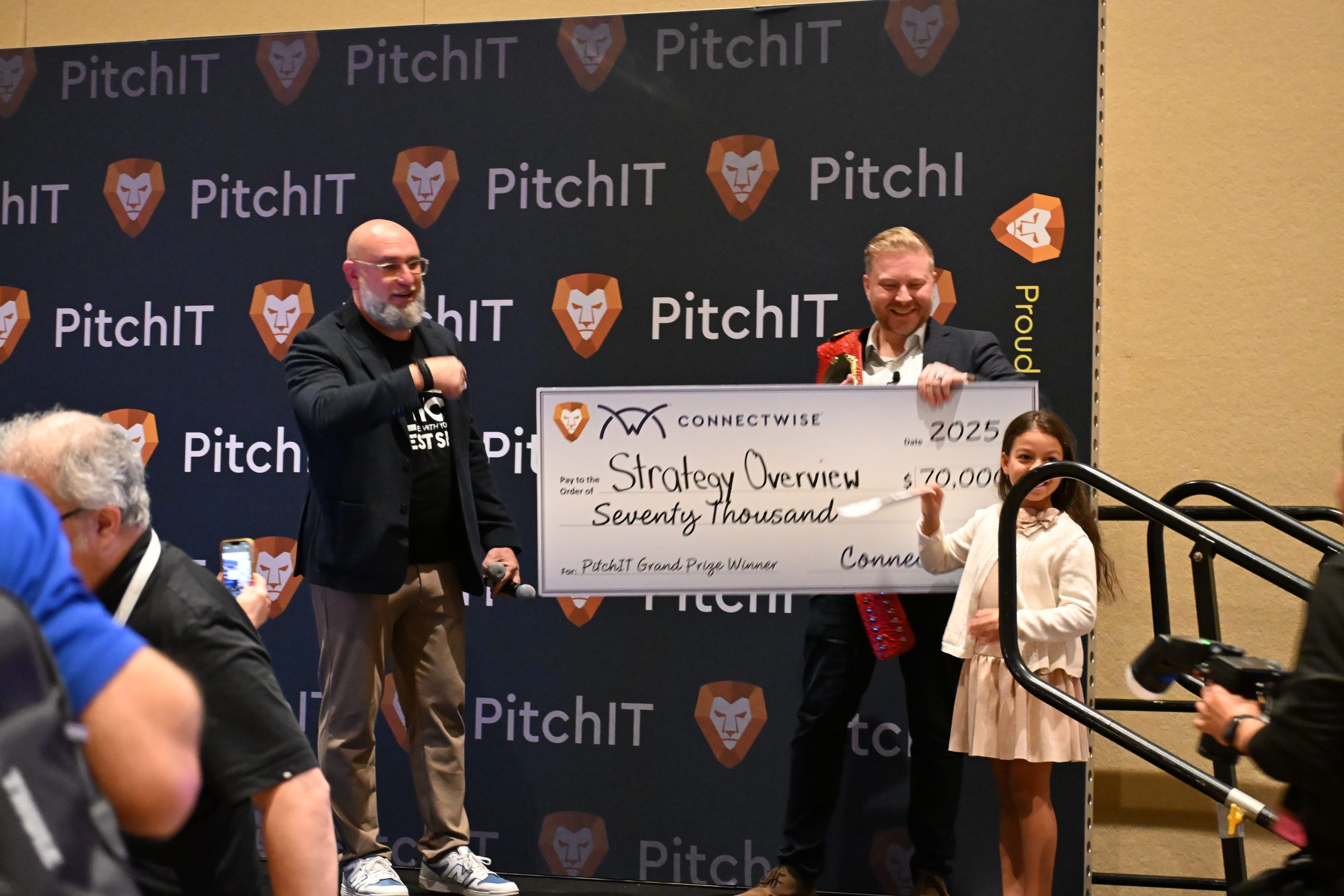 PitchIT Grand Prize Winner cheque presentation